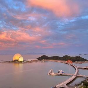 日本老奶奶多毛阴户性高潮视频
